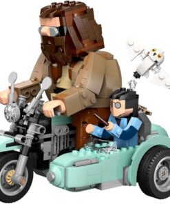 Alternative view of Lego Harry Potter 76443 Hagrid en Harry's Rit op de Motor