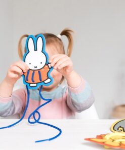 Alternative view of Nijntje Rijgkaarten